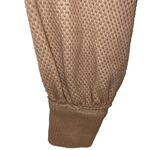 Free People We The Free She’s a Keeper Sweater Tan Pullover Size Medium - Picture 12 of 15